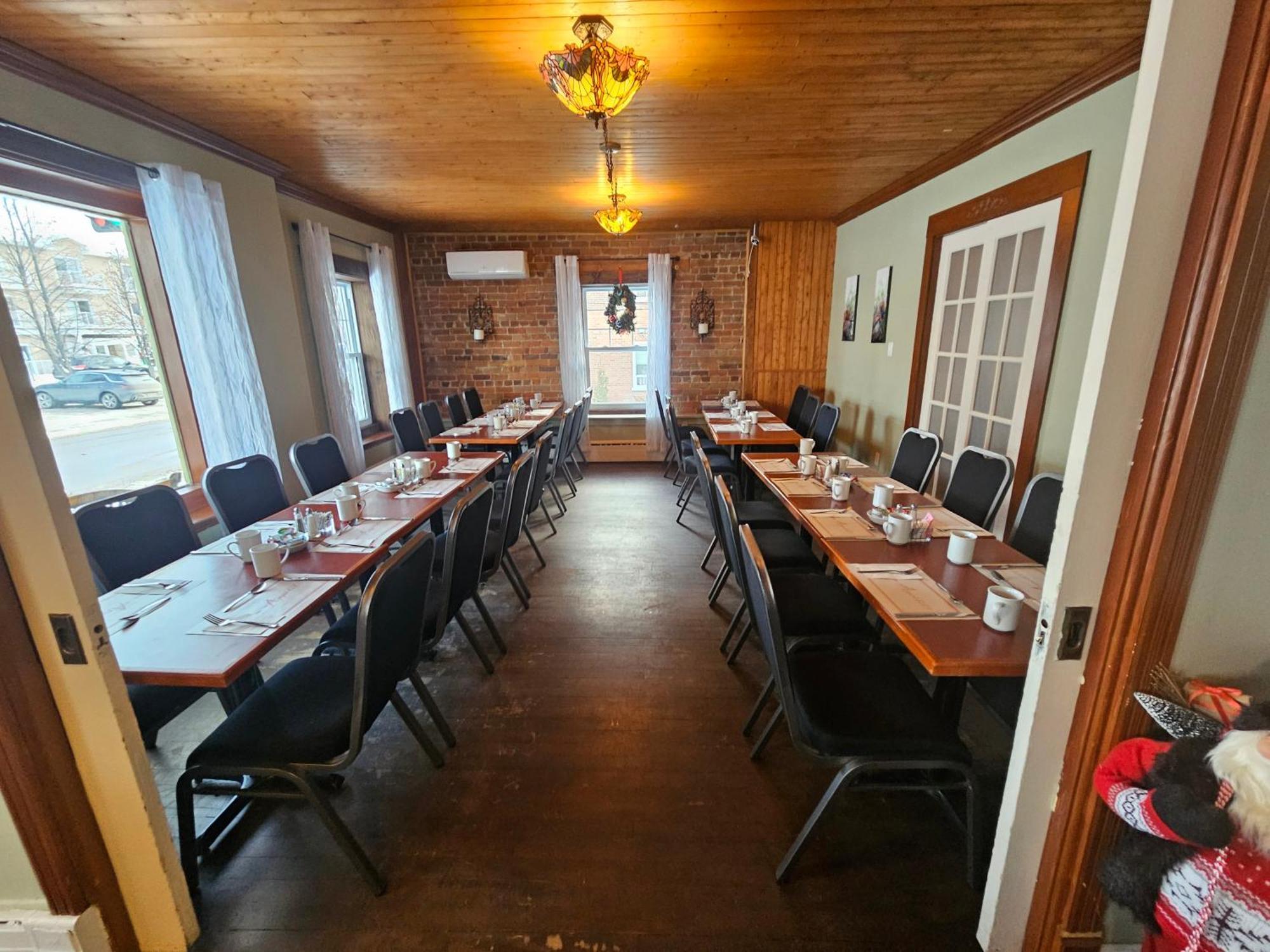 Auberge Les Deux Tours Chicoutimi Exterior foto