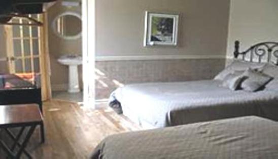 Auberge Les Deux Tours Chicoutimi Quarto foto